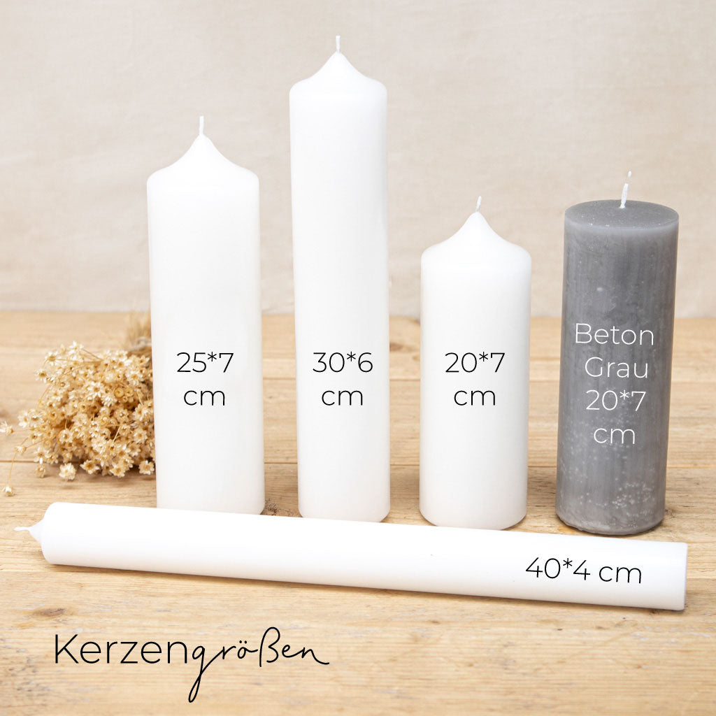 Verfügbare Größen der Taufkerze: 20, 25, 30, 40 cm und Rustic Beton Grau