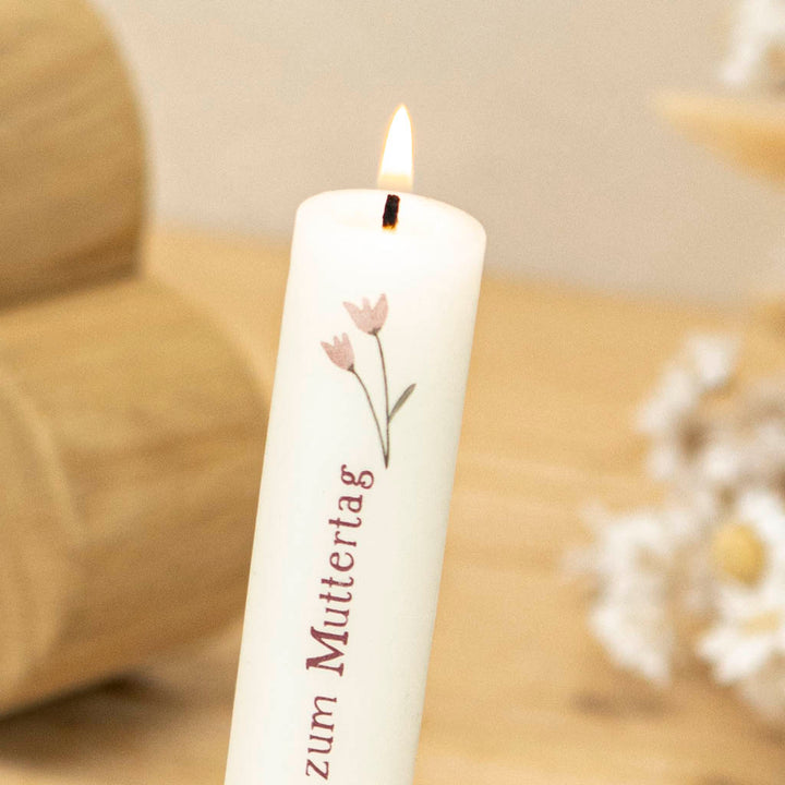 Kerze zum Muttertag mit floralem Motiv in Altrosa von Kerzenonkel