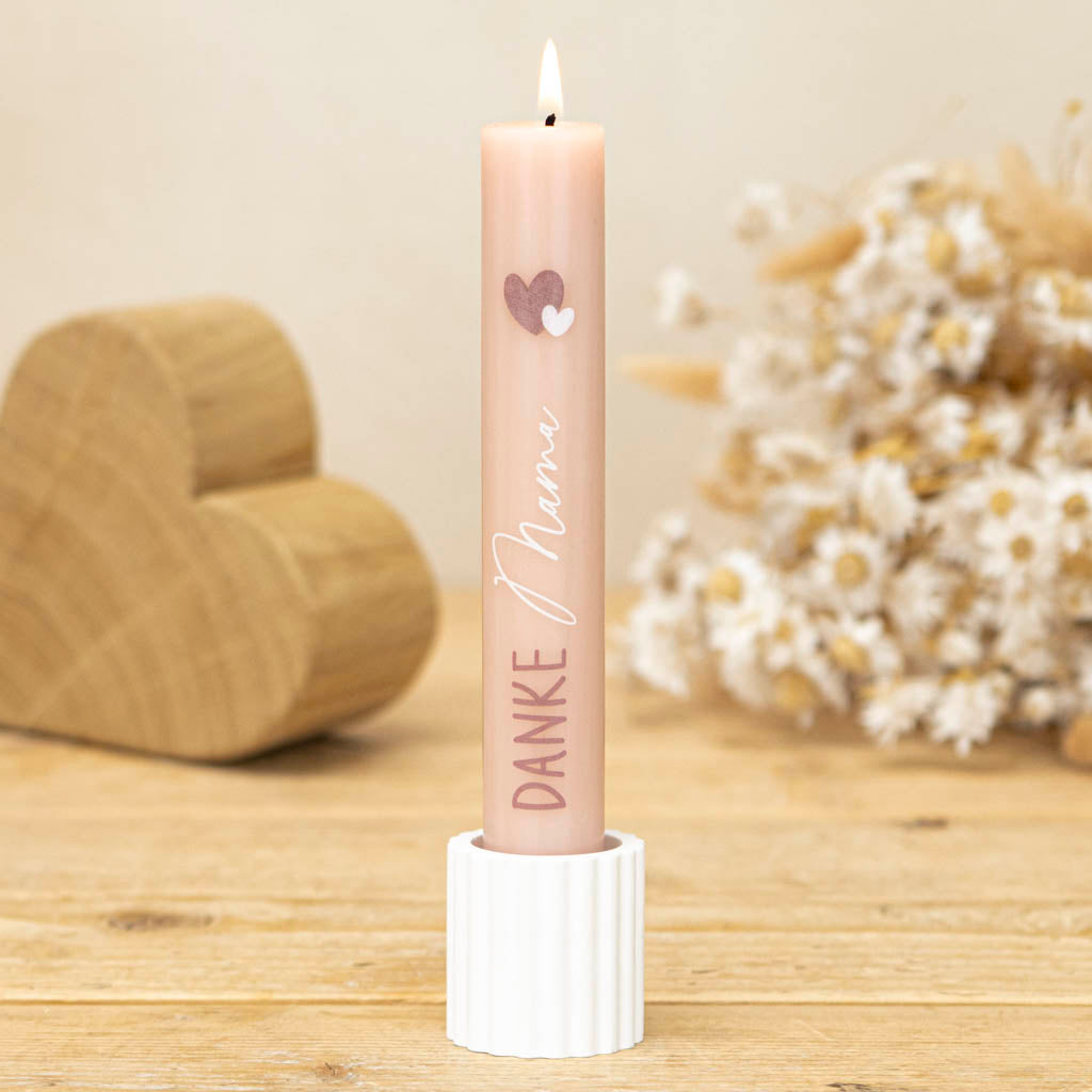 Stabkerze Danke Mama in Apricot mit Herz-Motiv – Danke Mama Geschenk