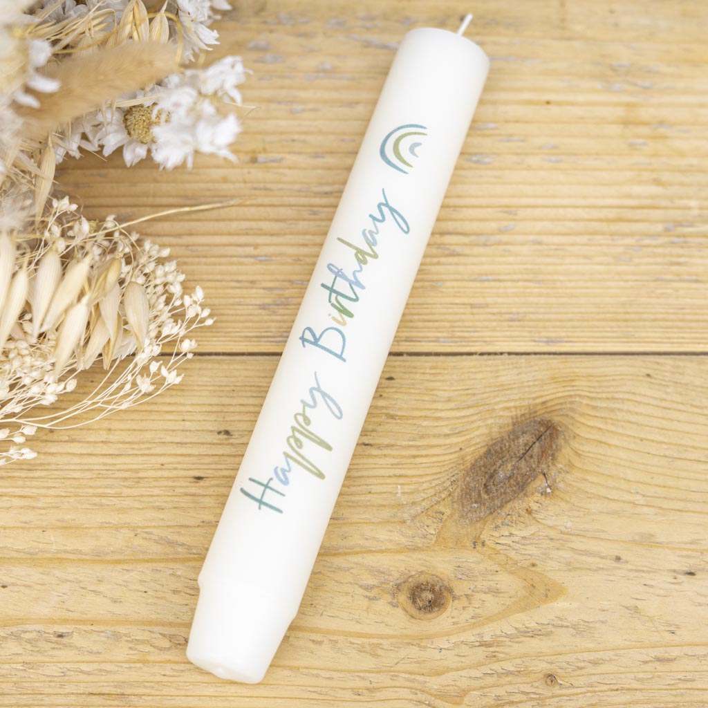 Cremefarbene Happy-Birthday-Stabkerze, 18 cm, verschenkfertig