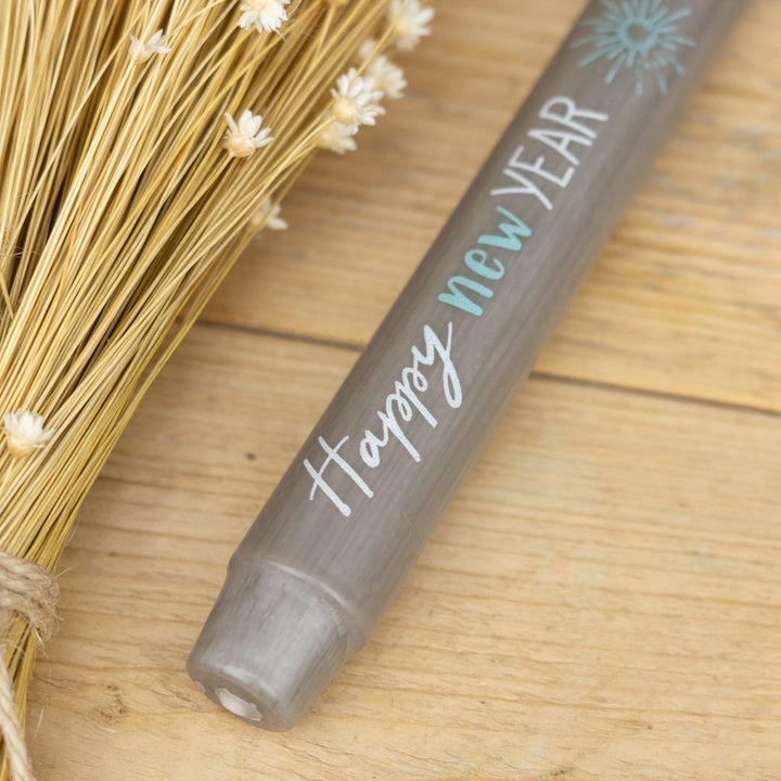 Happy new year Stabkerze als Gastgeschenk zum Jahreswechsel