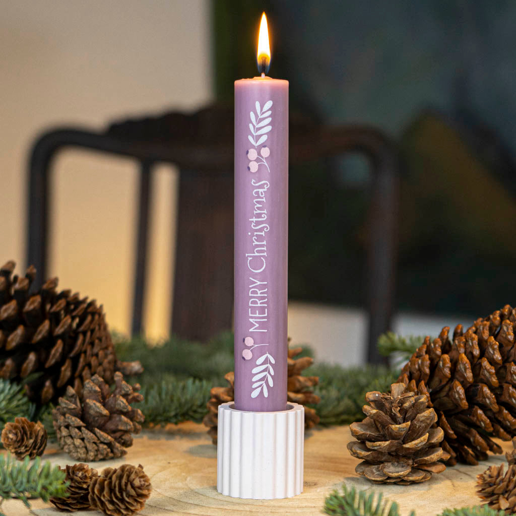Stabkerze Merry Christmas mit passendem Stabkerzenhalter