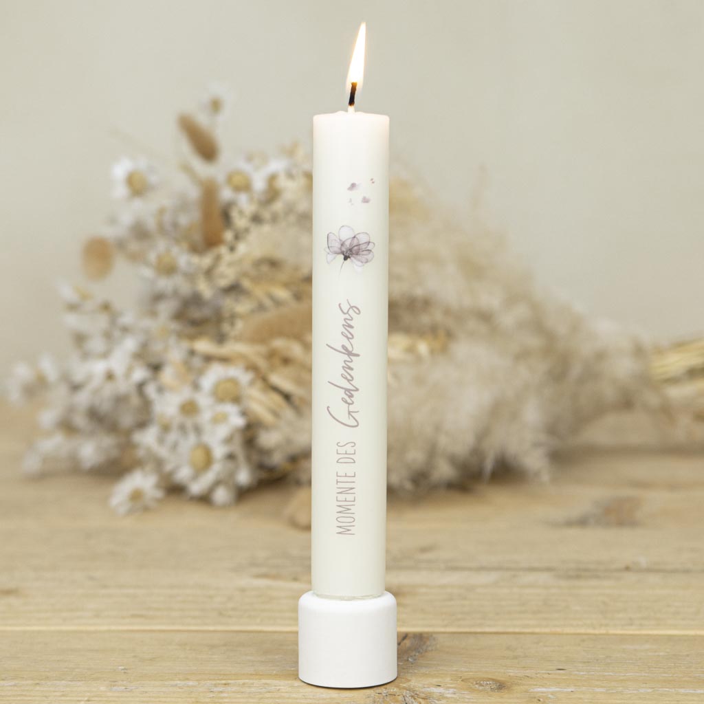 Stabkerze Momente des Gedenkens in Creme