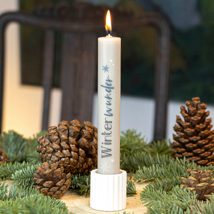 Stabkerze Winterwunder in Leinen mit buntem Wintermotiv