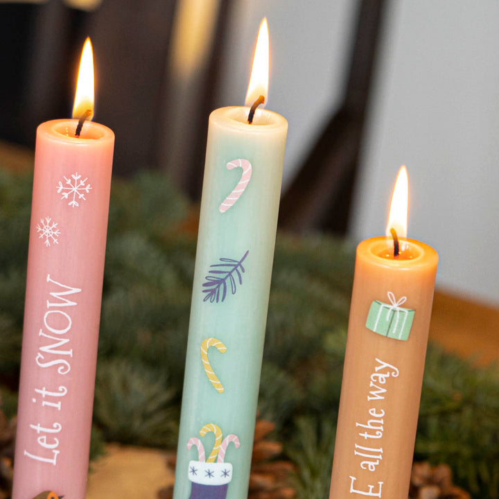 Stabkerzen-Set Let it snow als buntes Weihnachtsgeschenk
