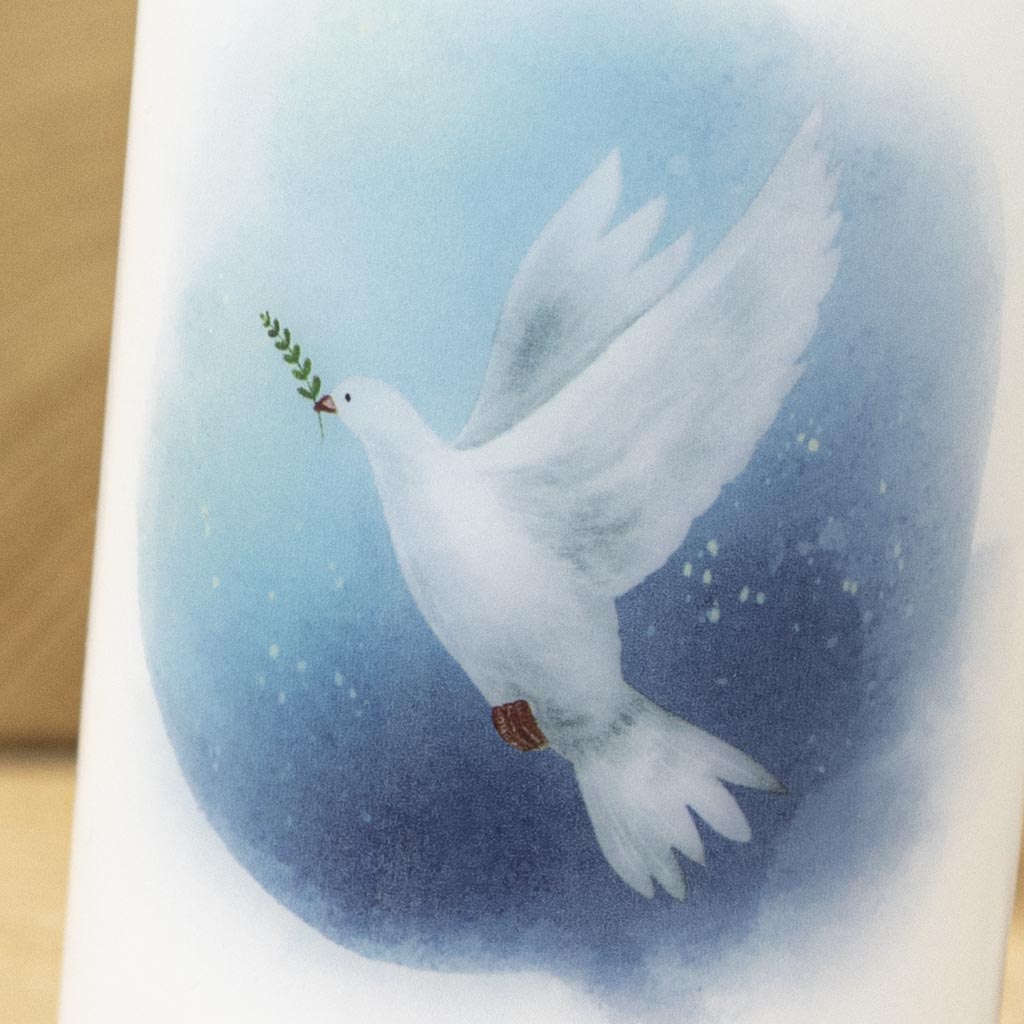 Weiße Taube mit grünem Zweig auf blauem Aquarell-Farbverlauf