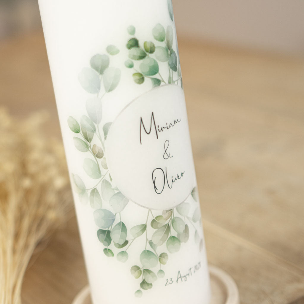 Hochzeitskerze Eukalyptus modern mit rundem Eukalyptuskranz
