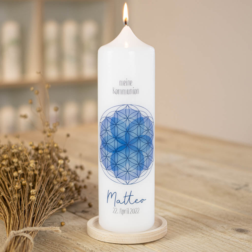 Kommunionkerze Blume des Lebens in Blau mit Name Matteo