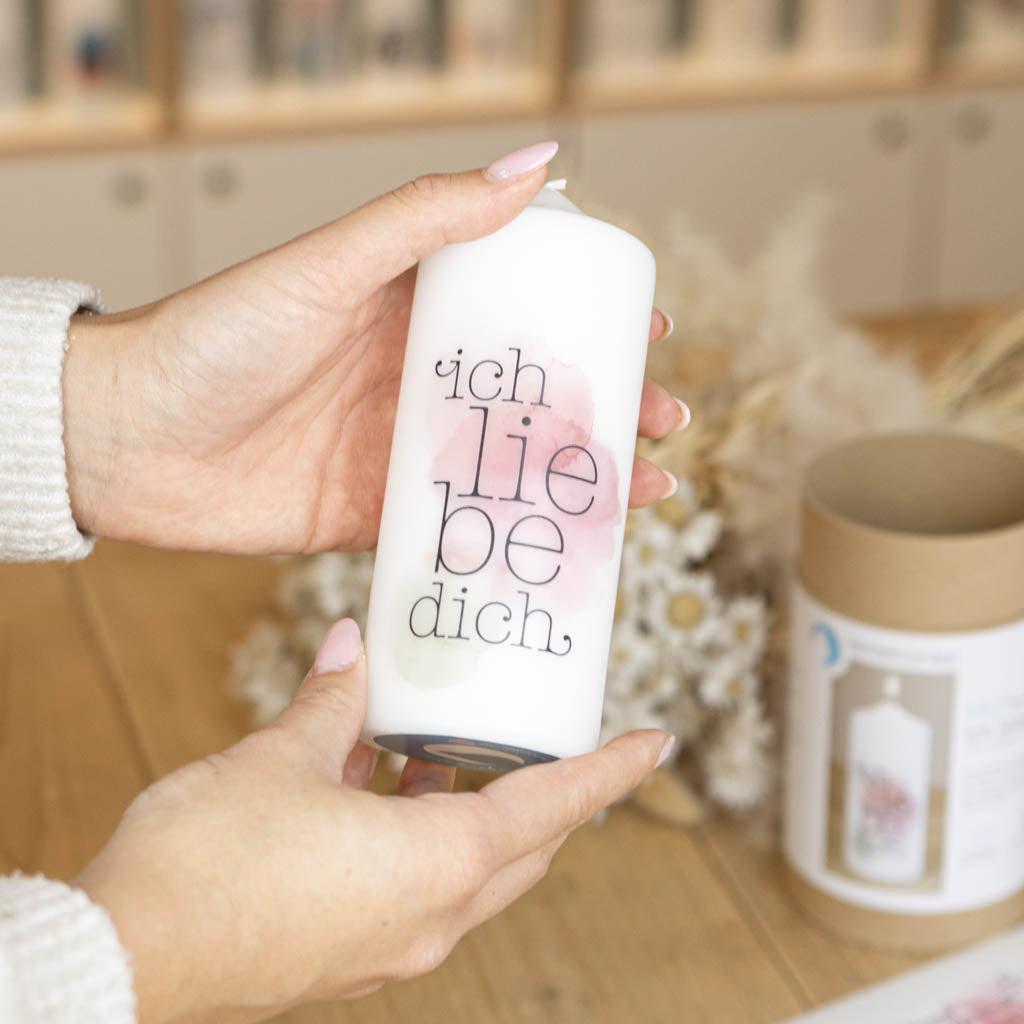 ich liebe dich als Botschaft auf einer Kerze