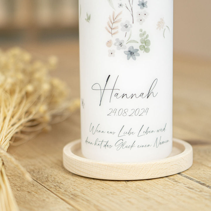 Taufkerze Blumen Kreuz personalisiert mit Name und Taufdatum